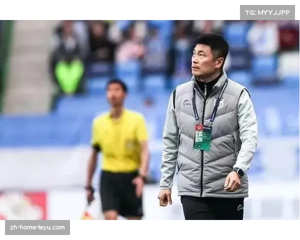 李国旭参与国足帅位竞聘 大连教练获业内认可